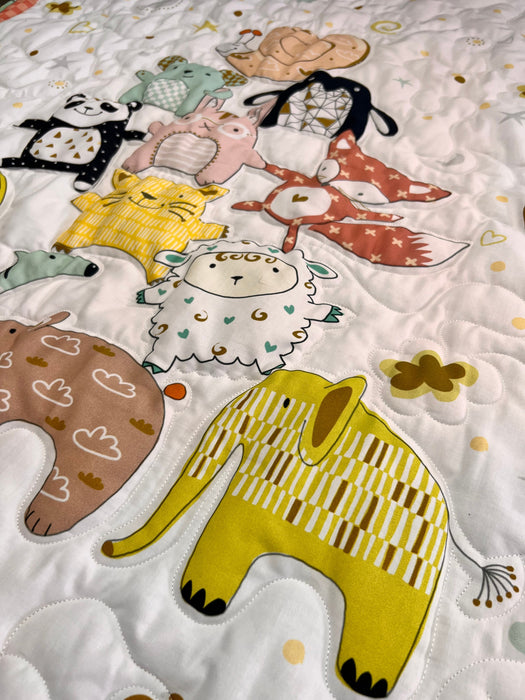 Jungle Friends Baby Quilt - Elephant, Panda, Giraffe Amish Machine Quilted cotton machine washable